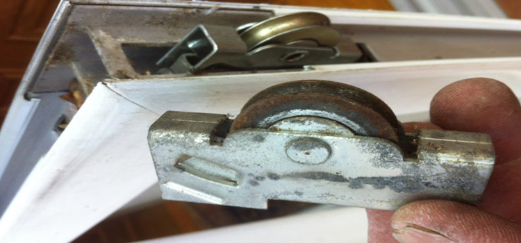 screen door roller repair in Redondo Beach